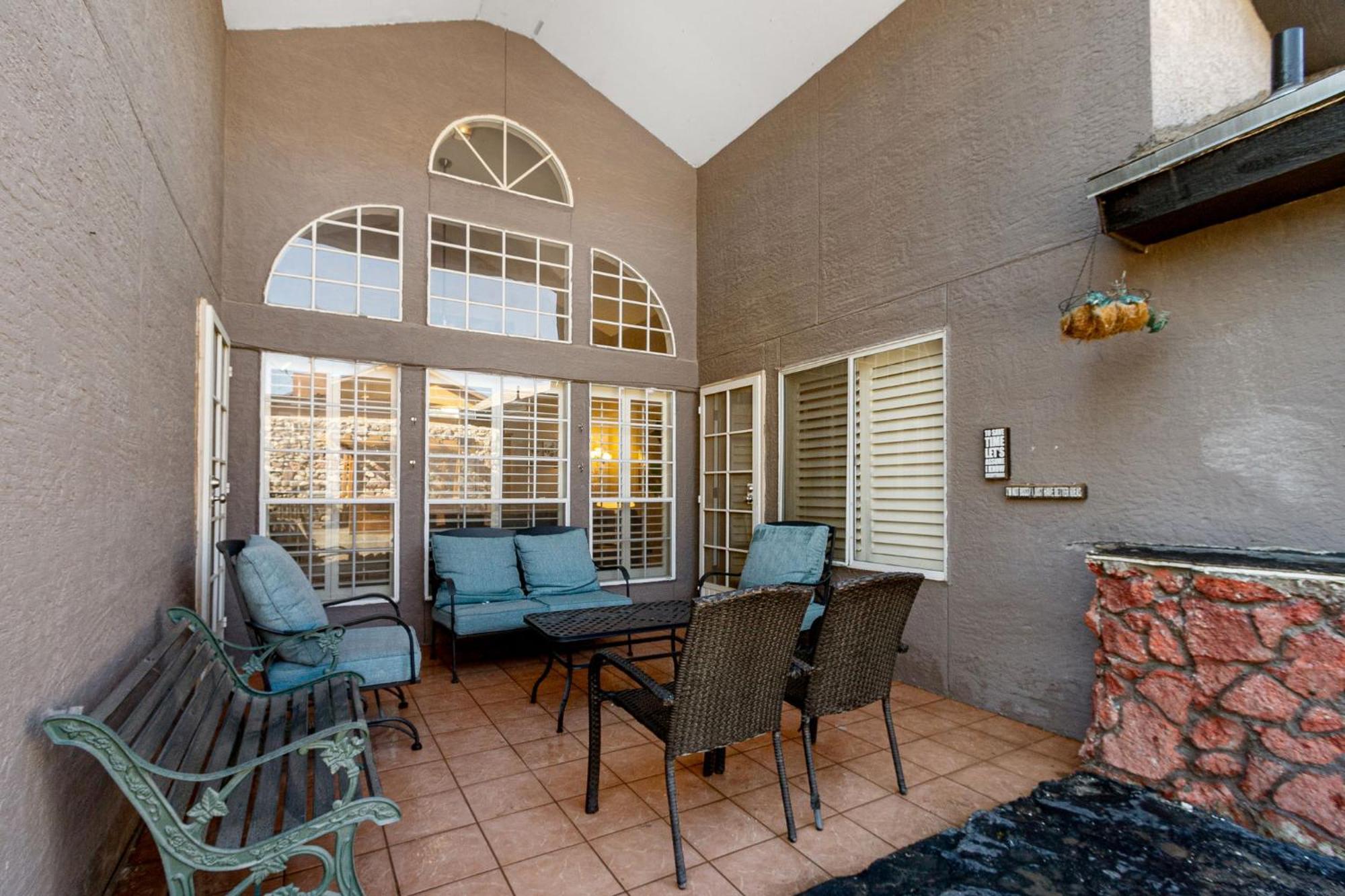 Peaceful West: 4Br Dusk Haven Villa El Paso Eksteriør billede